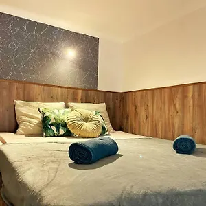 Bp Stylish Flats Apartman